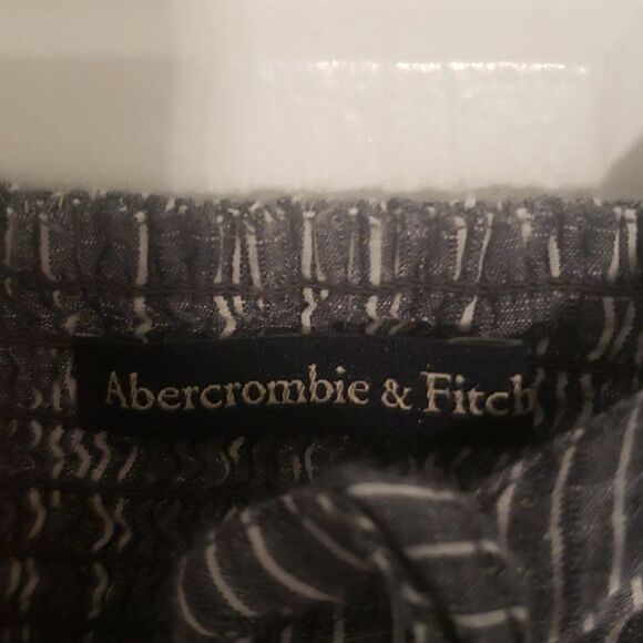 Abercrombie and fitch top women's xs - Picture 2 of 6